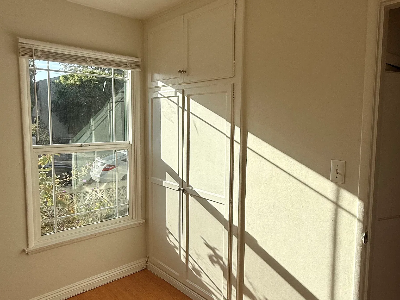 2 bed, 950 sqft, $1,565 — Photo 3