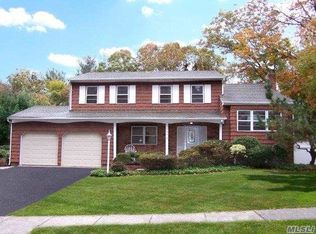 195 Mason Ct, East Northport, NY 11731