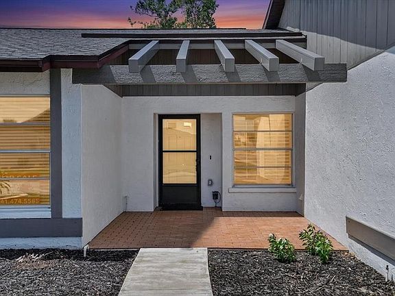 3rd image of 631 FOXWOOD BOULEVARD #256