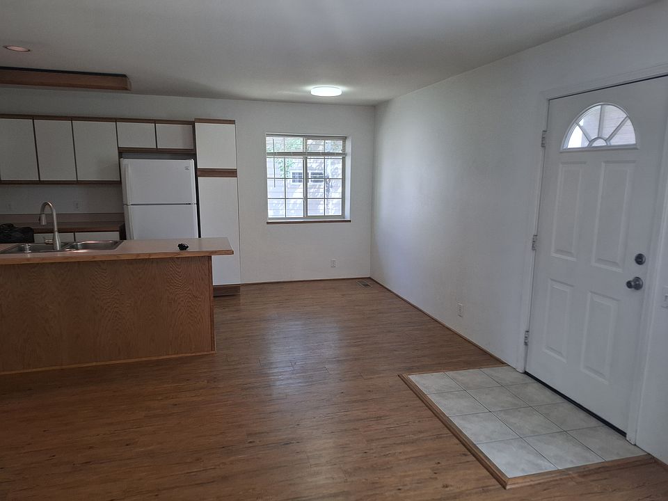 1st image of 1780 County Road 600 Unit C