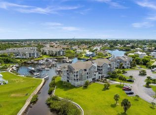 5722 Biscayne Ct APT 201, New Port Richey, FL 34652