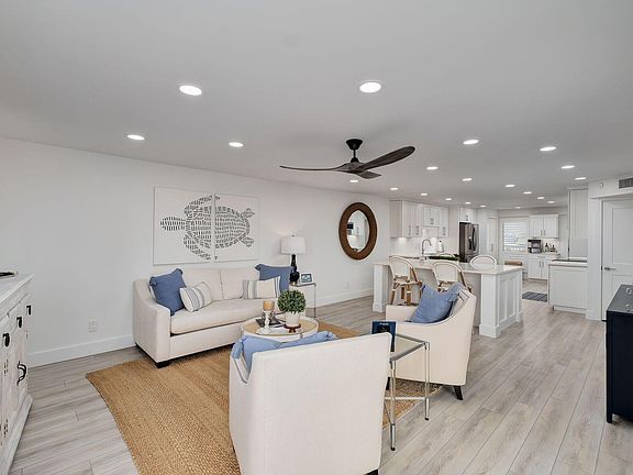 4th image of 114 Mainsail Dr Unit 431