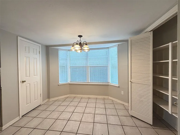 22315 Waynoka Rd — Photo 10