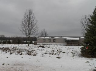 923 E Lykers Rd, Sprakers, NY 12166