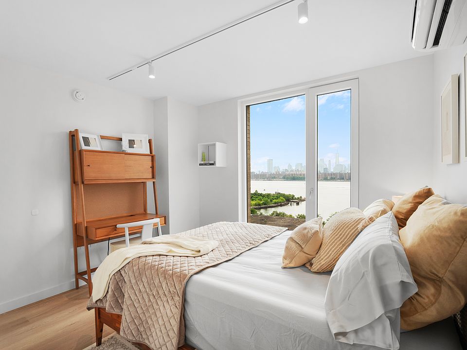 1st image of 16 West St #414