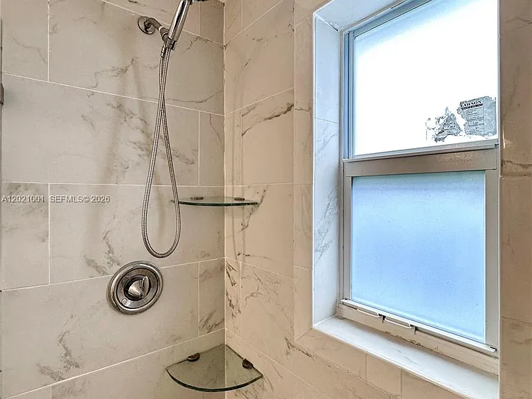 965 Bay Dr #2 — Photo 17