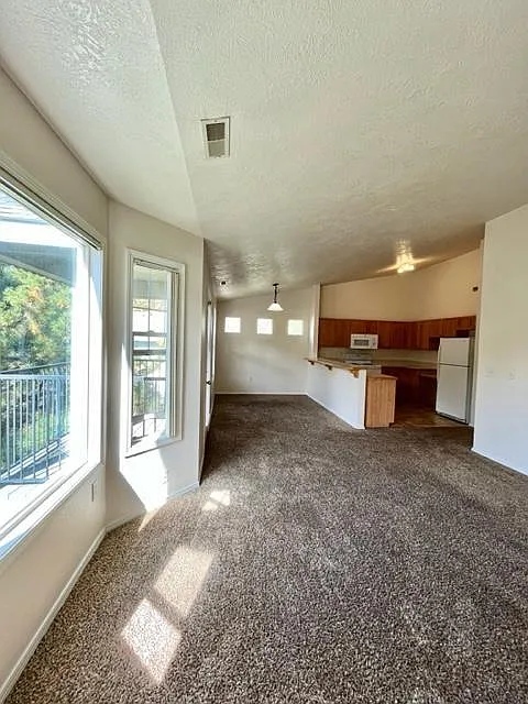 2541 S Owyhee St — Photo 1