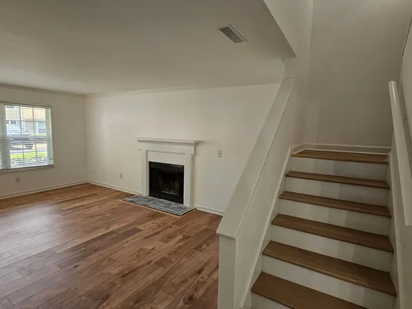 1058 Planters Pl, Mount Pleasant, SC 29464