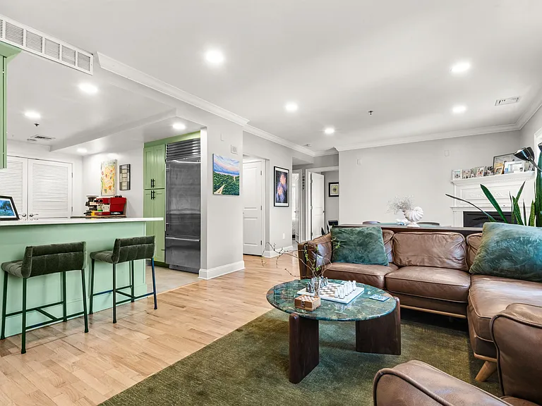63 Sussex St #8 — Photo 5