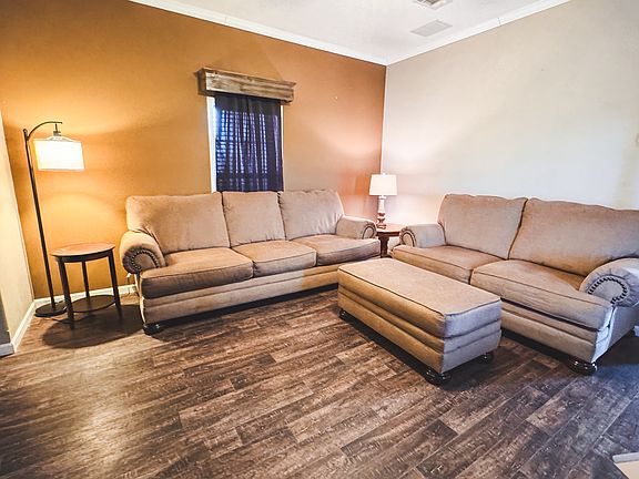 2nd image of 311 Williams Ln