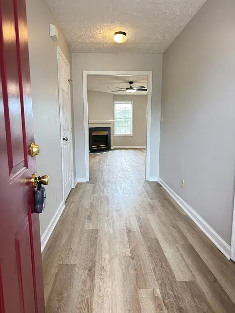 3 bed, 1350 sqft, $1,400 — Photo 3