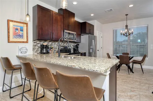 565 Demarett Dr Photo 1