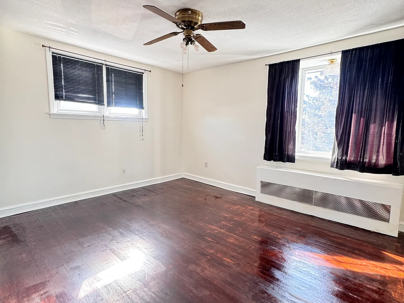 3 bed, 1204 sqft, $1,800 — Photo 4