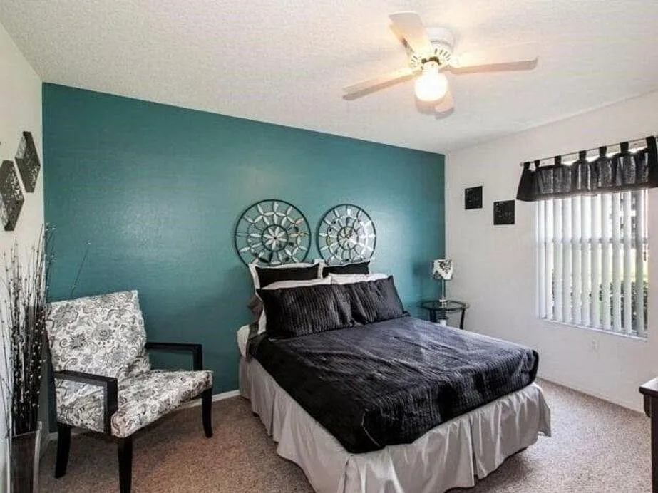 Reef Club Apartments — Photo 4