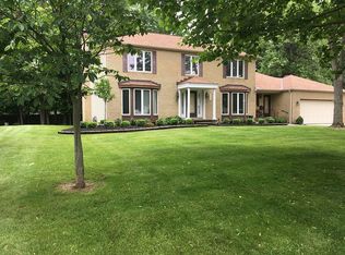 793 Kennelwood Dr, Highland Heights, OH 44143