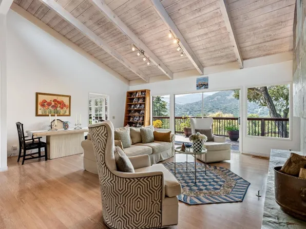 37 Poppy Rd, Carmel Valley, CA 93924
