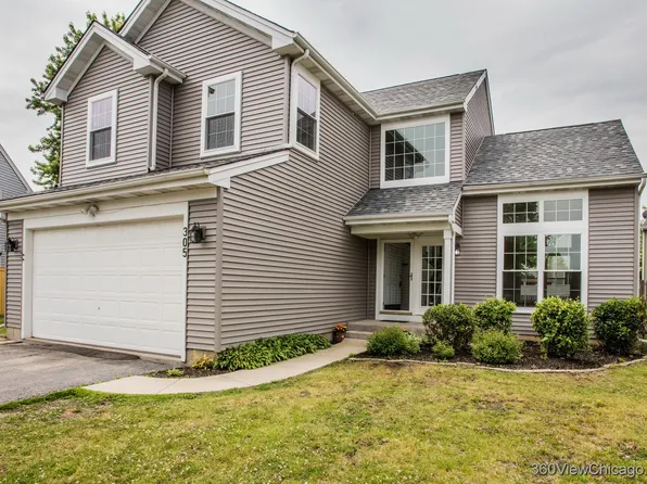 305 W Applegate Ct, Round Lake, IL 60073