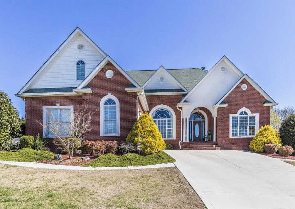 1st image of 7340 Meadow Creek Trl