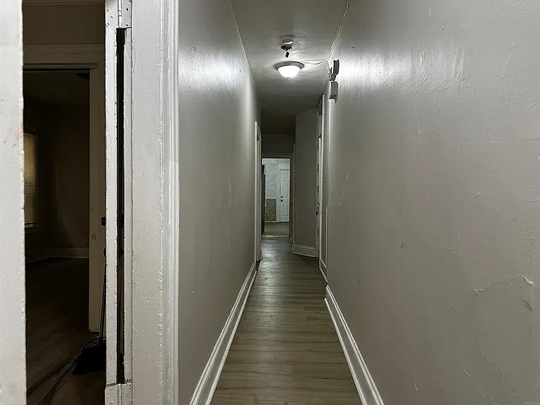 103 Catherine St #2 — Photo 11