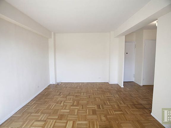 4th image of 182 W Houston St #10D