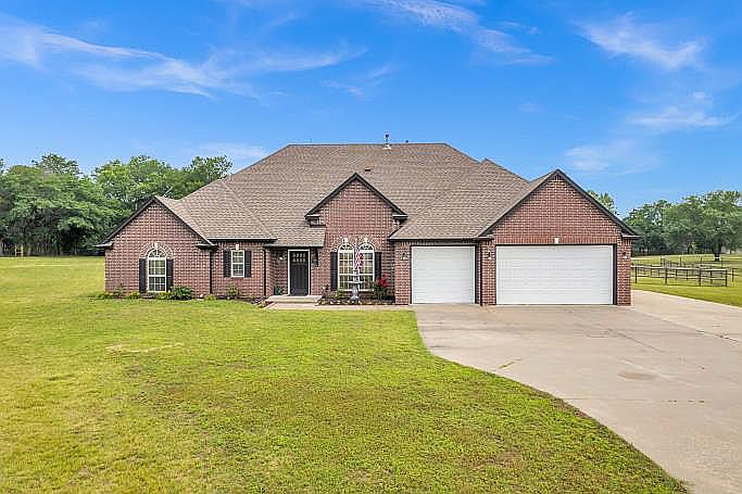 1st image of 17562 Ridgeview Dr
