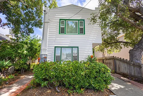 Lincoln Ave 2255 Photo 1