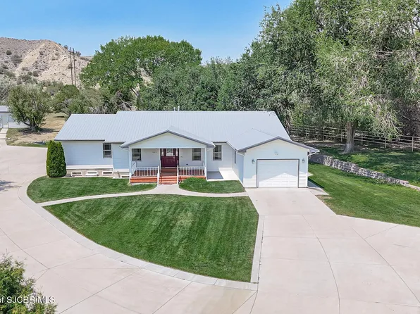 1205 N Chaparral St, Bloomfield, NM 87413