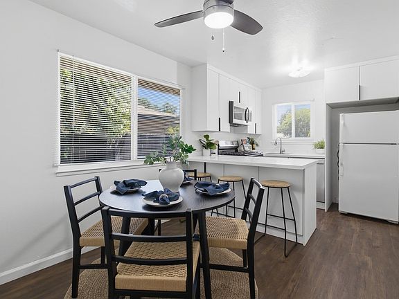 5th image of 5358-5356 Elsinore Way