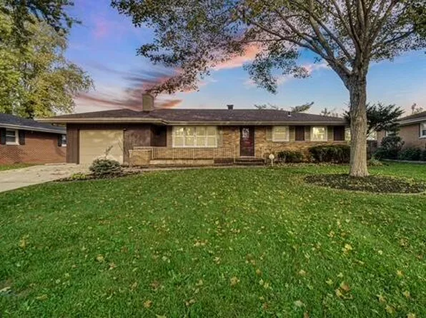 5961 Hayes Pl, Merrillville, IN 46410