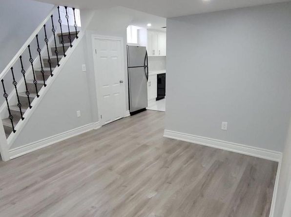 1668 Portland Ct, Pickering, ON L1V 5L4