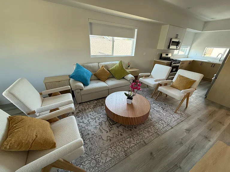 222 N Coronado St #222 — Photo 33