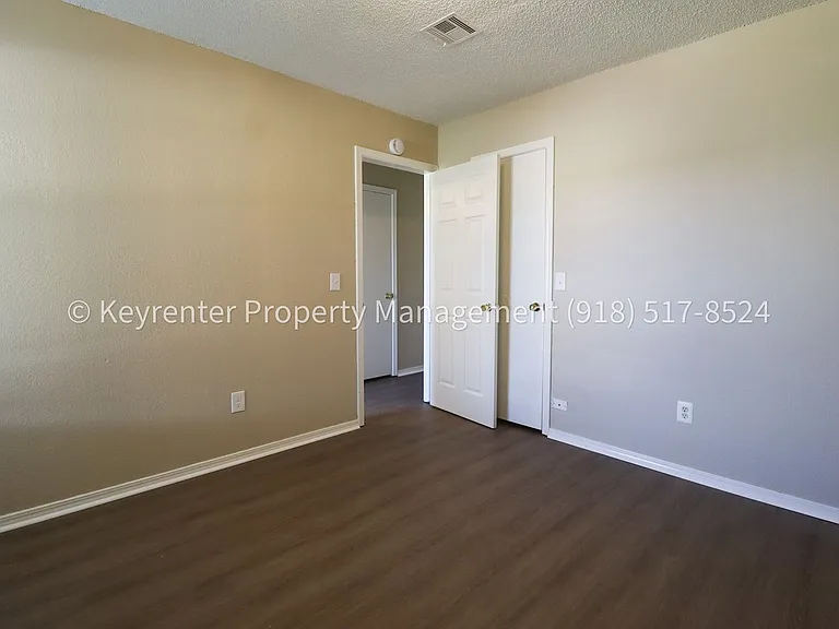 1541 S 137th East Ave — Photo 24