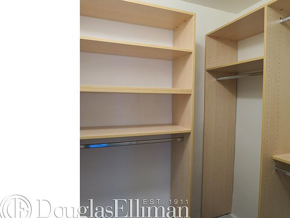 5th image of 220 E 63rd St APT 3E