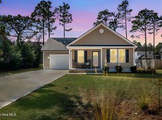 1060 Pierce Rd, Southport, NC 28461