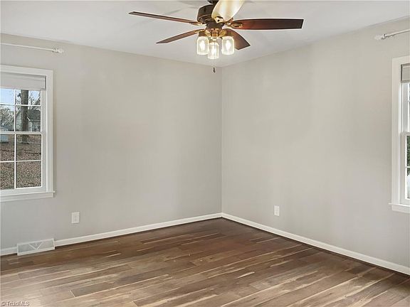 5th image of 3 Shawfield Ct