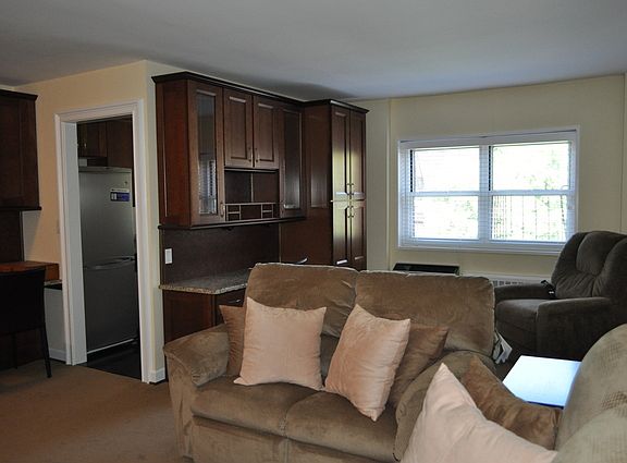 4th image of 45 E Hartsdale Ave APT 6P
