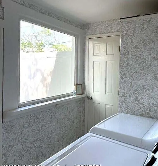 334 Washington Ave — Photo 15