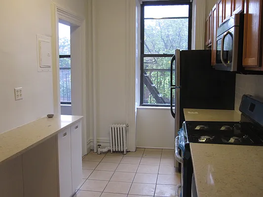 Rented by Donawald Realty INC | media 2