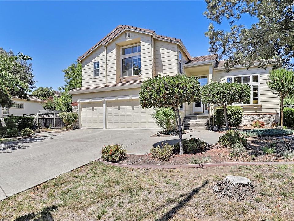 1st image of 2683 Calico Ct
