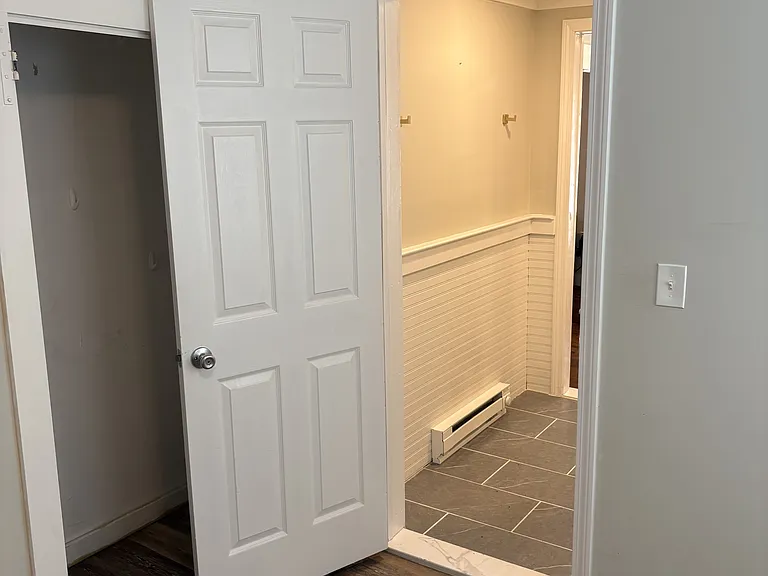 868 Main St #1 — Photo 11