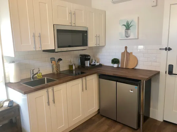 155 W Santa Clara St #207, San Jose, CA 95113