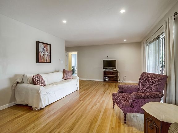 3rd image of 663 56th St