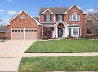 420 Gatehall Ln, Ballwin, MO 63011