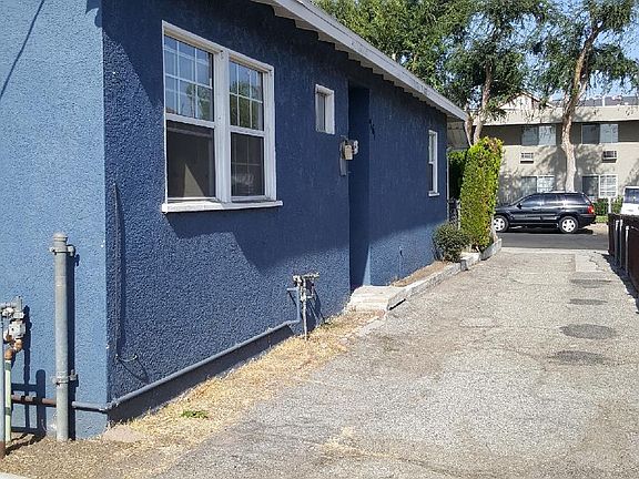 5th image of 261 Newland St