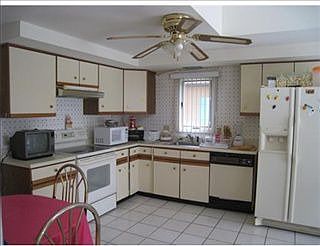 4th image of 81 Timber Hill Ln