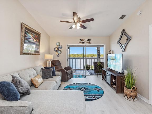 4th image of 1045 Mainsail Dr Unit 415