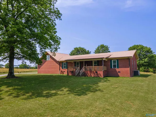 12279 Blue Pond Blvd W, Sylvania, AL 35988