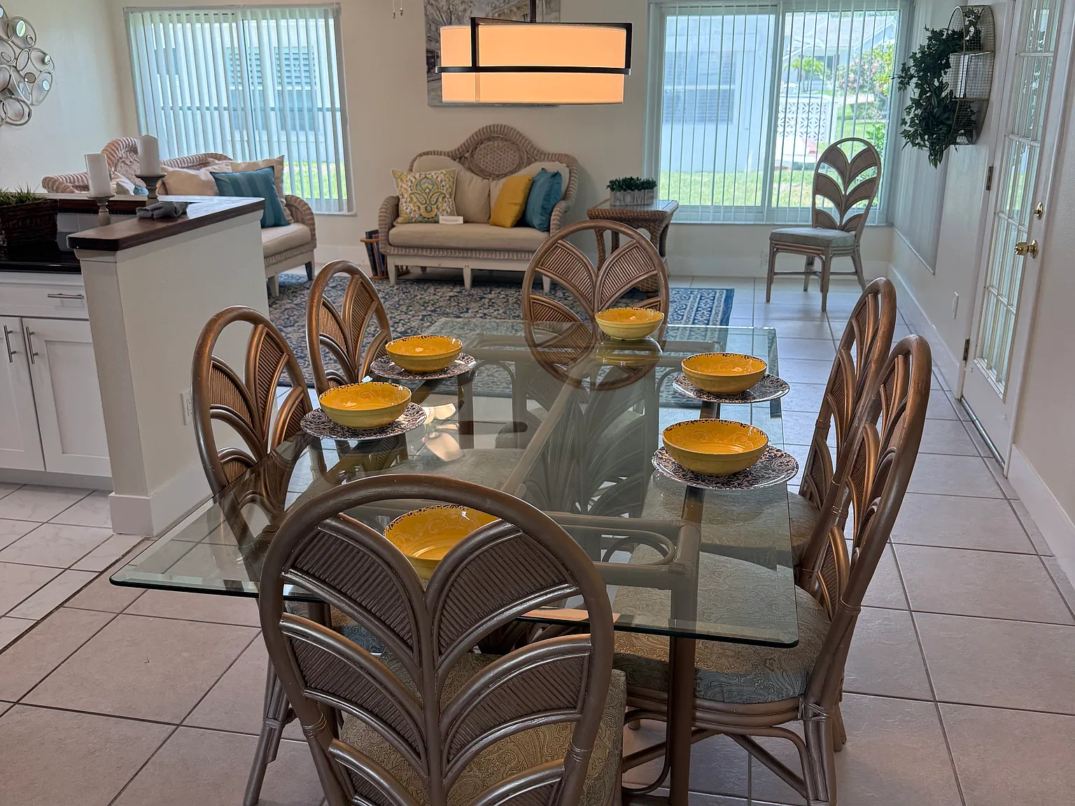 3 bed, 1570 sqft, $2,500 — Photo 4