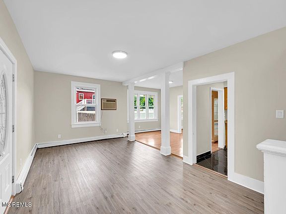 5th image of 46 Woodland Avenue