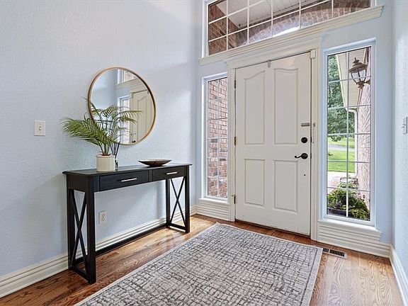 3rd image of 12 Martham Ln